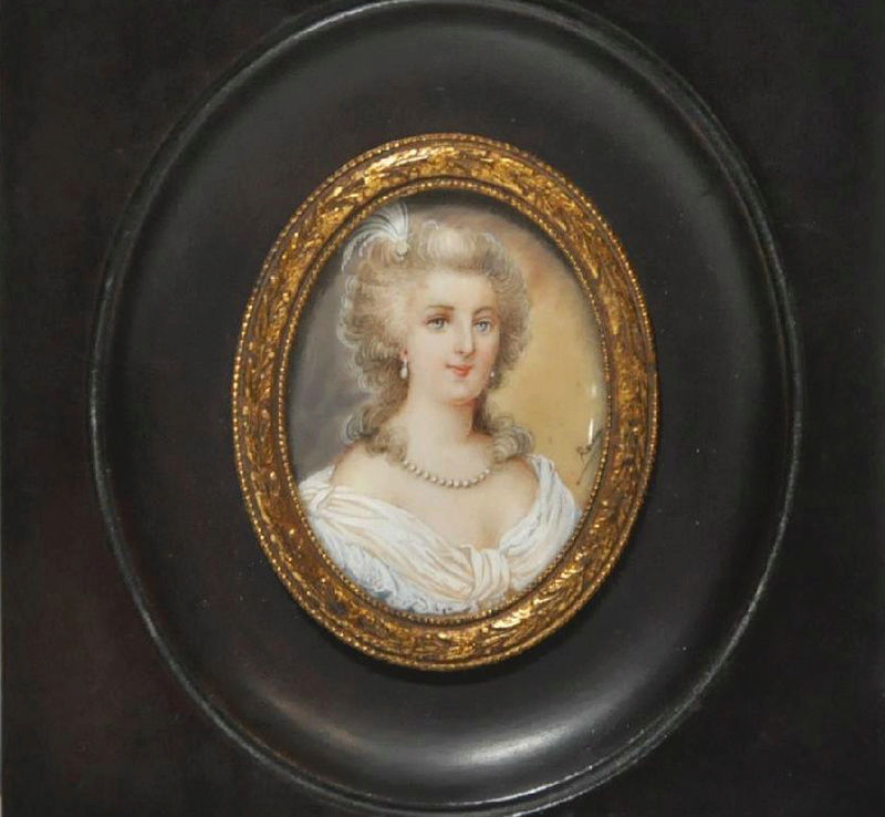 Collection : miniatures de Marie Antoinette et de ses proches - Page 13 Zzz9-510