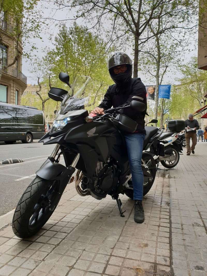 ¡¡¡Os presento a mi negrita!!! (crónica de una moto anunciada) Szbj1910