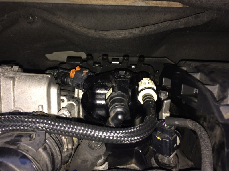 [ Peugeot 5008 1.6 bluehdi 120 an 2015 ] Changement filtre à gasoil (résolu) Img_7310