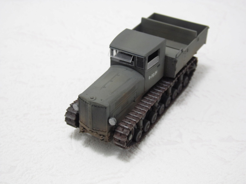 [Trumpeter] Soviet komintern tractor artillery     ( FINI ) Sam_2013