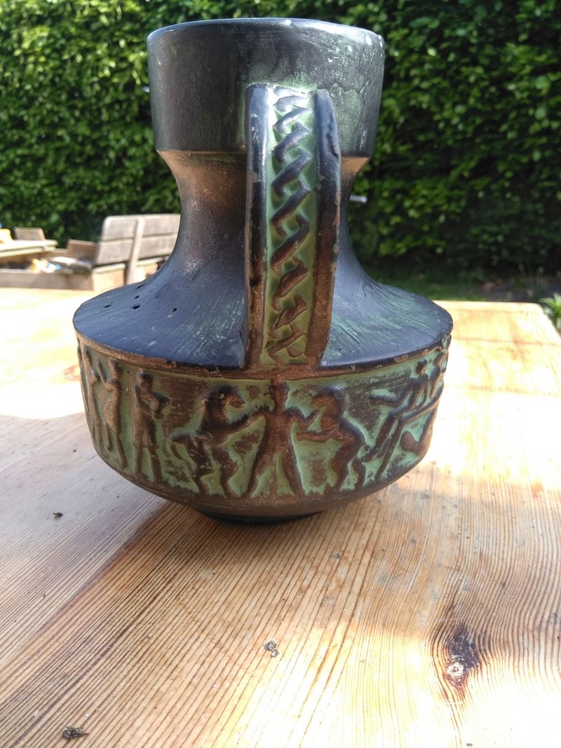 Can anyone help me identify this vase?  West German? Img_2010