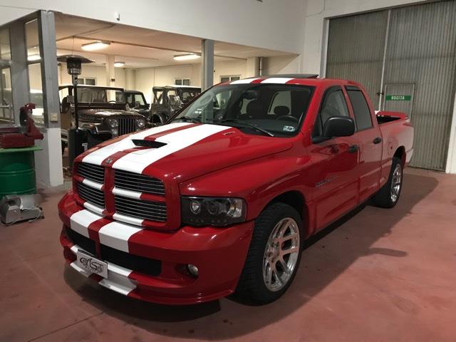 Dodge Ram srt10 faux moteur de viper... Dodge-11