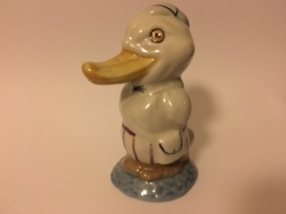 Maker Identity needed for pottery duck- Wade? Thumbn11