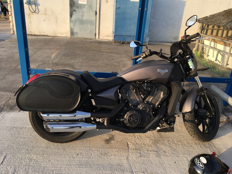 sacoche indian scout 70f4bd10