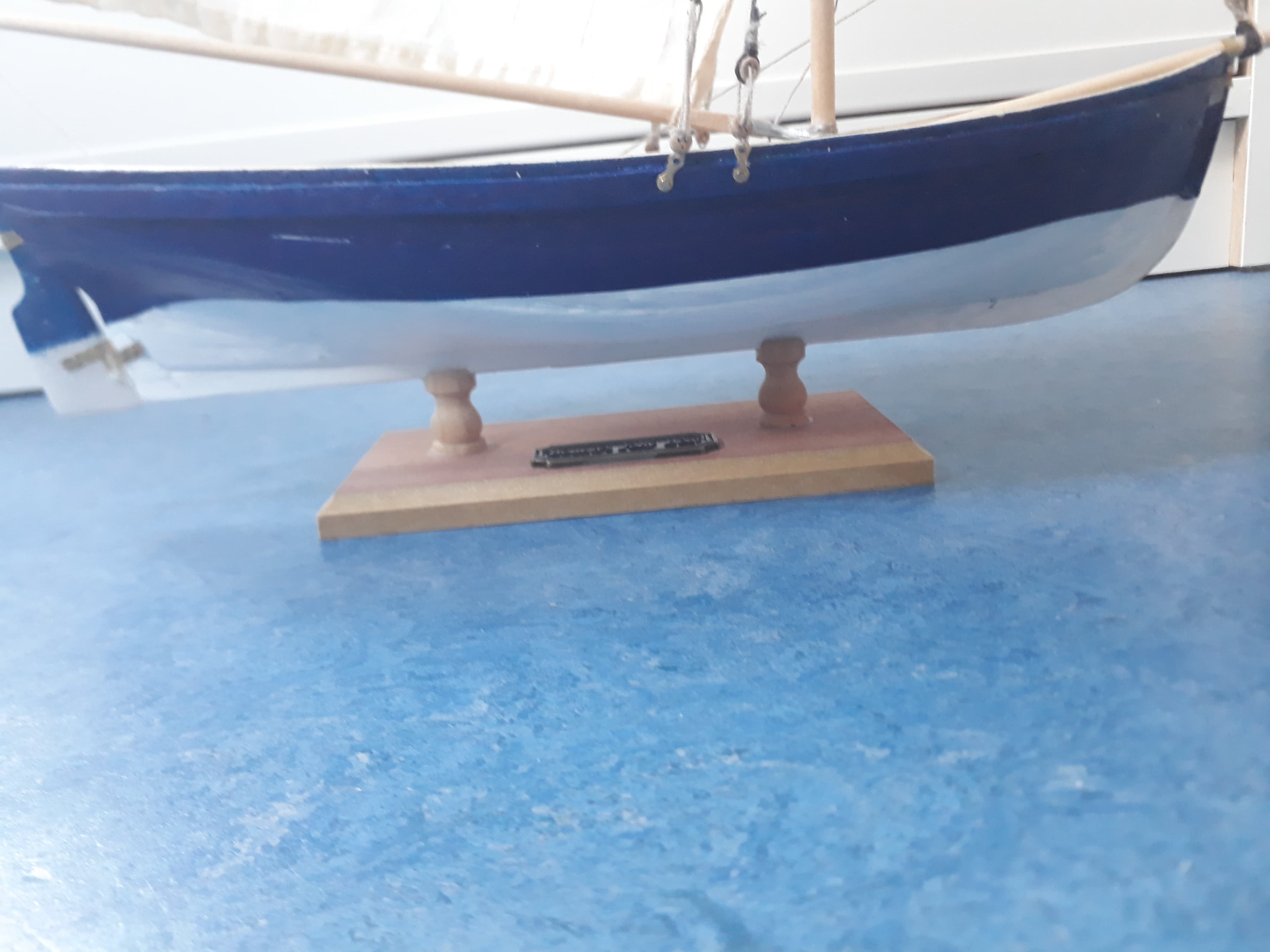 Bounty's Jolly Boat [Artesania Latina 1/25°] de mouetteapied 33599910