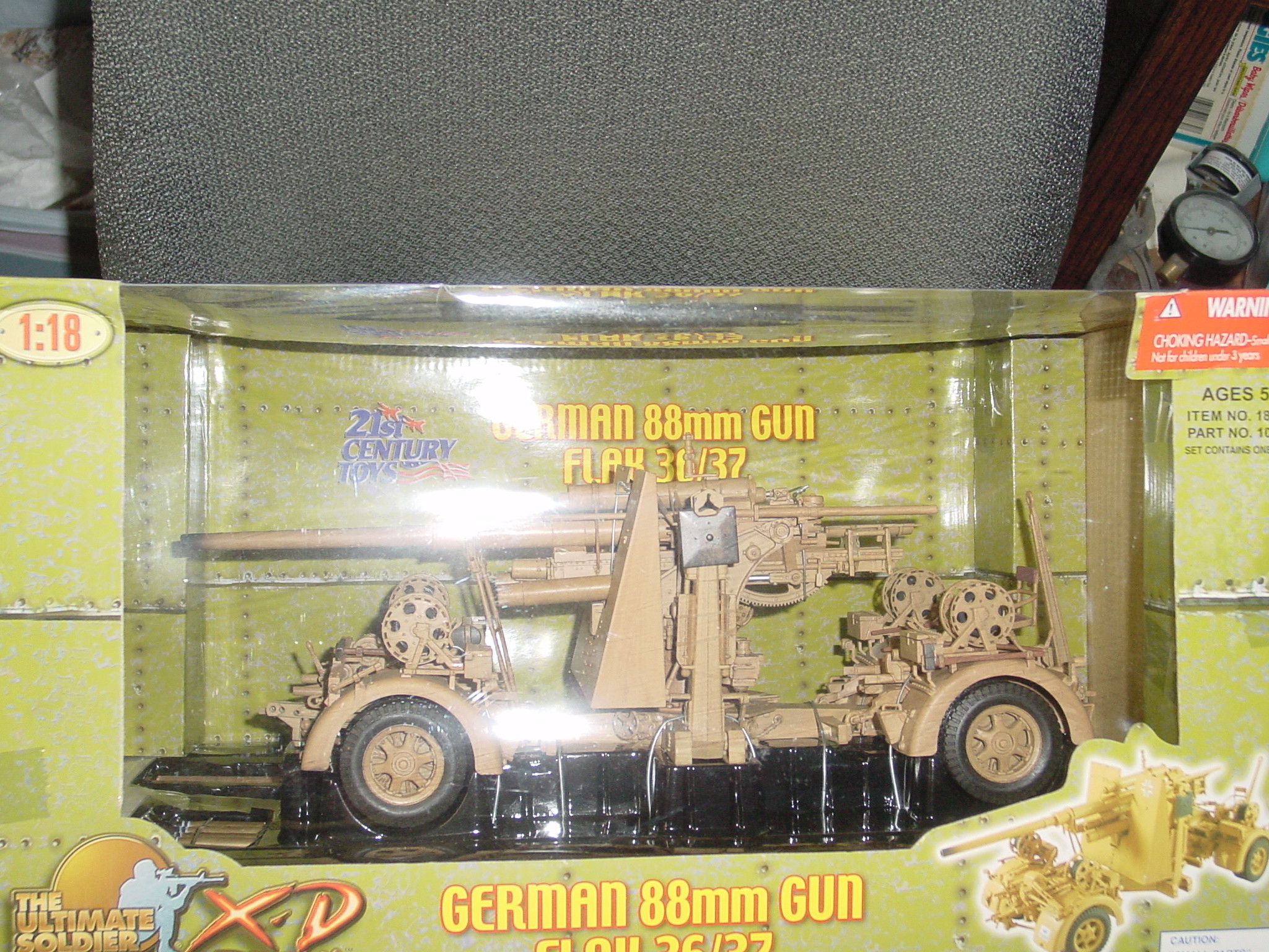 1/18 Ultimate Soldier German 88mm Gun Flak 36/37 Dsc00031