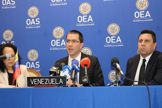 Canciller Arreaza: “Nosotros como Estado soberano tenemos el derecho de retirarnos de la OEA” Dfbybe10