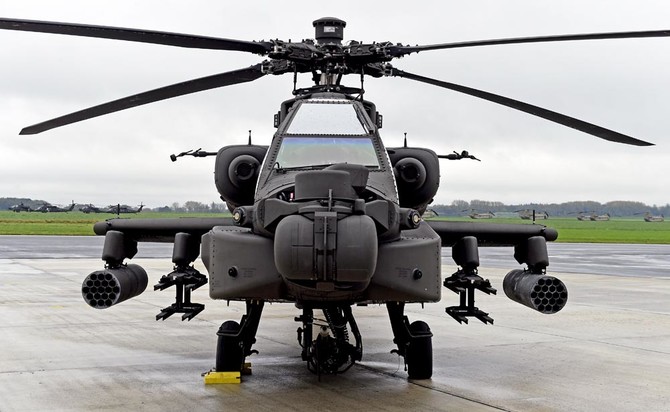 India receives it's first Apache attack helicopter from USA 11171710