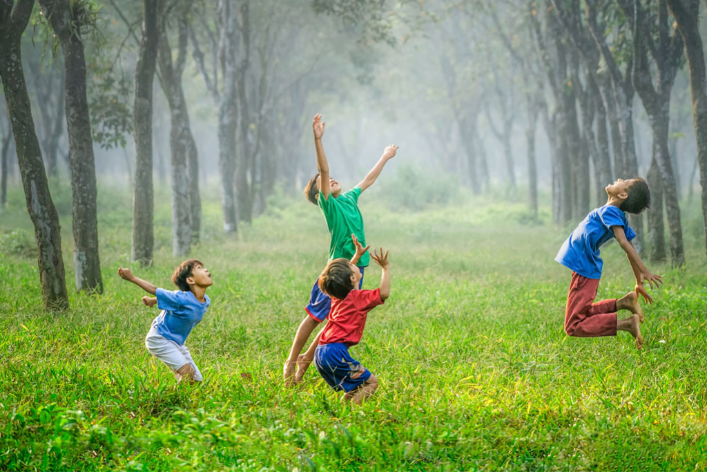 الأطفال الذين على اتصال بالطبيعة هم أقل قلقًا... وأقل إفراطا في الحركة... وأكثر تطورا للعاطفة... Image-10