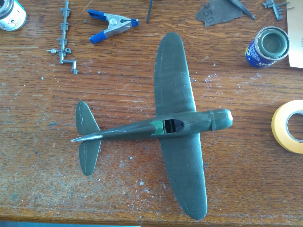 P47 Airfix 1/72 Armée de l'Air Img_1374