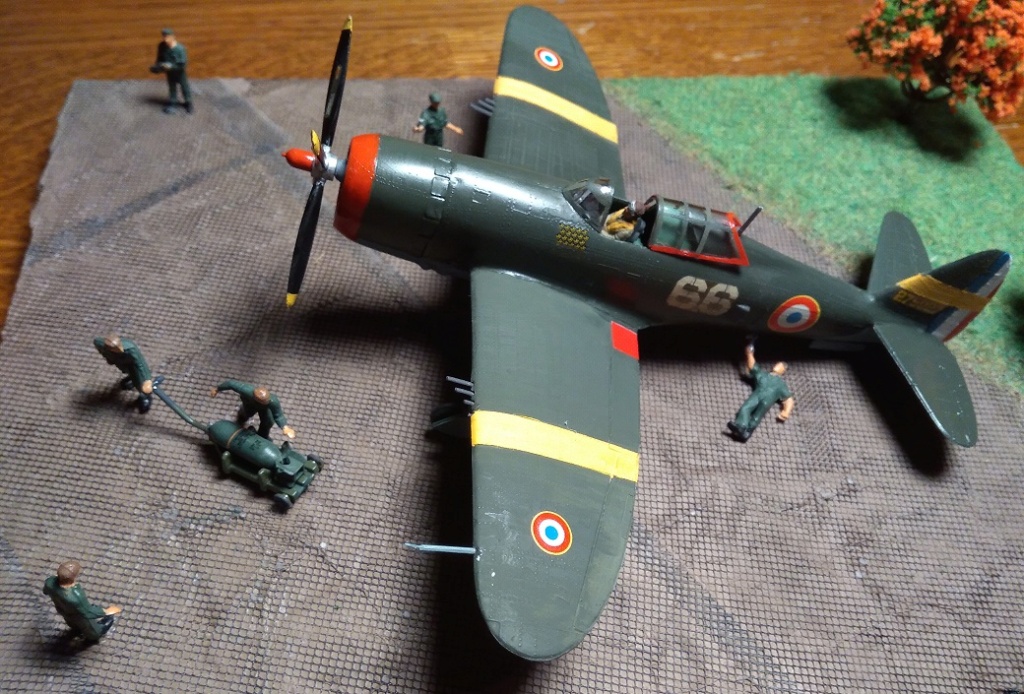 P47 Airfix 1/72 Armée de l'Air Img_1378