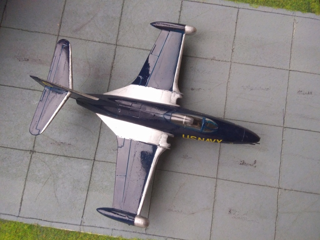 [Matchbox] Panther F9F5 Blue Angel [terminé] Img_2420