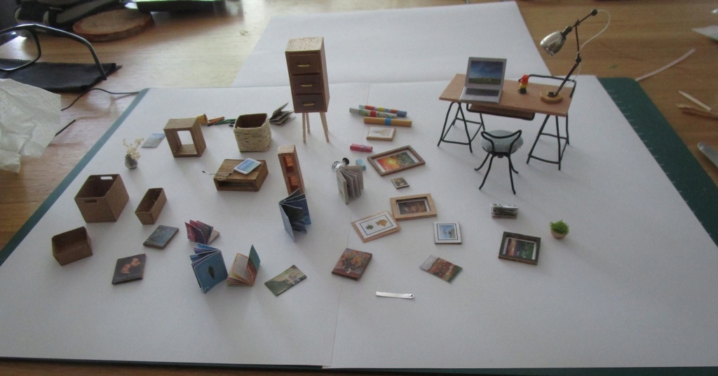 Robotime DIY miniature house - Soho room Img_5912