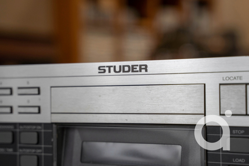 Studer CD Player A727 SOLD Dsc05824