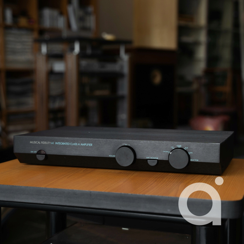 Musical Fidelity A1 Integrated Amplifier Dsc06611