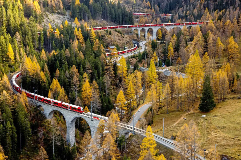 Le plus long train de voyageurs au monde entier ...... Record10