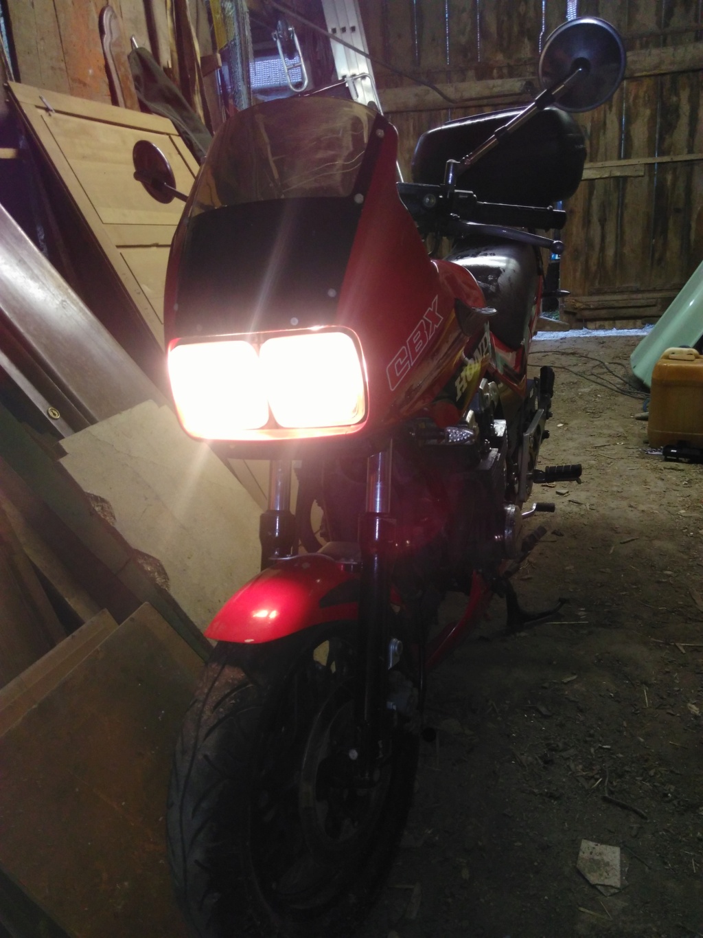 Restauration de ma Honda 750 CBX Img_2011