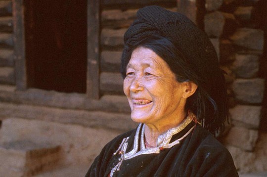 Chine, Les 56 ethnies chinoises Femmem10