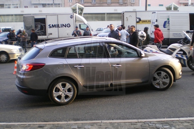 [Renault] Megane Estate - Page 11 Ze10