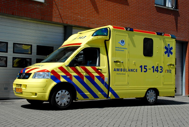Photos vw t5 ambulance Hollandaise Ab204310
