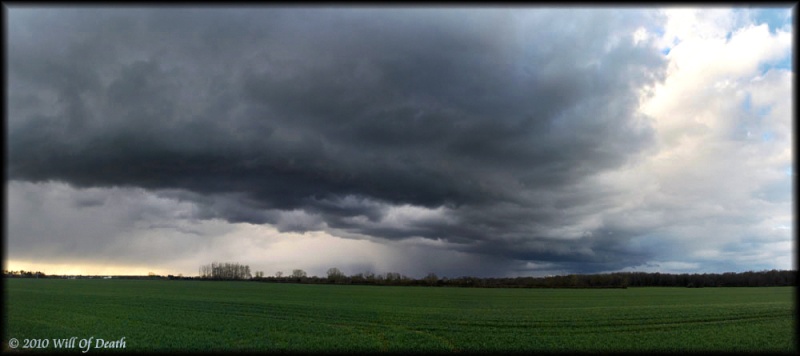 Orages vers TOURNUS et environs (71) - Saison 2010 10040510