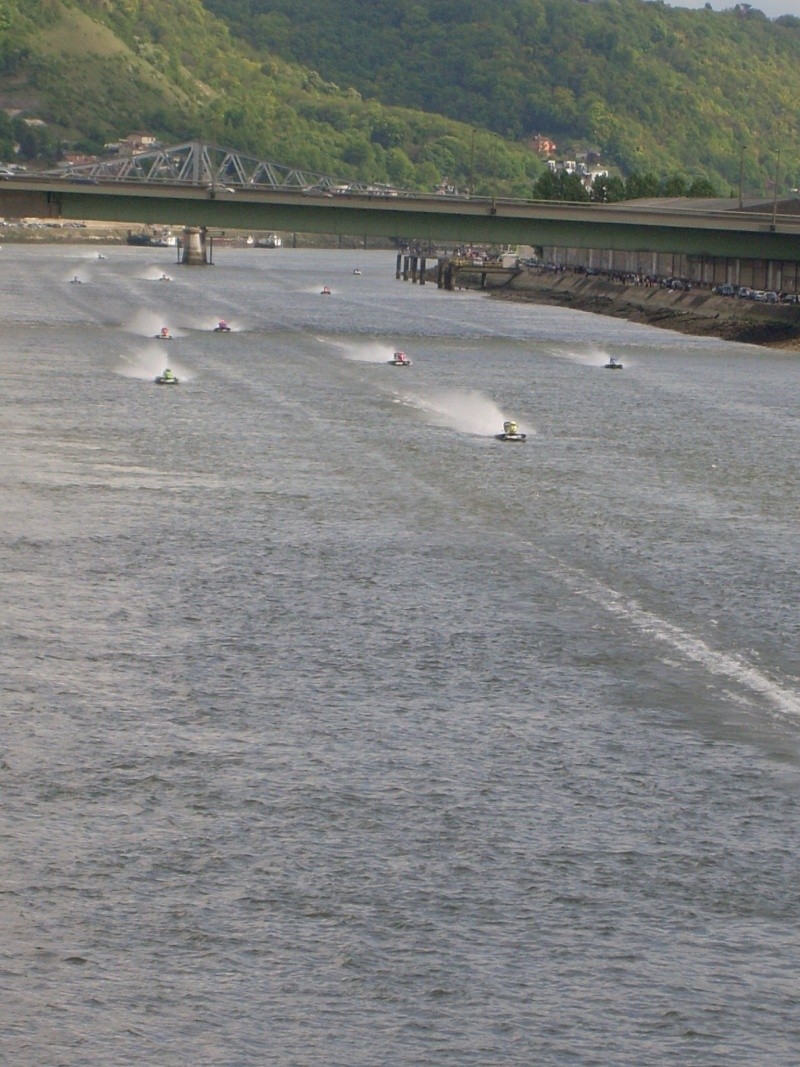 REPORTAGE  DES 24 HEURES MOTONAUTIQUE DE ROUEN Sl371528