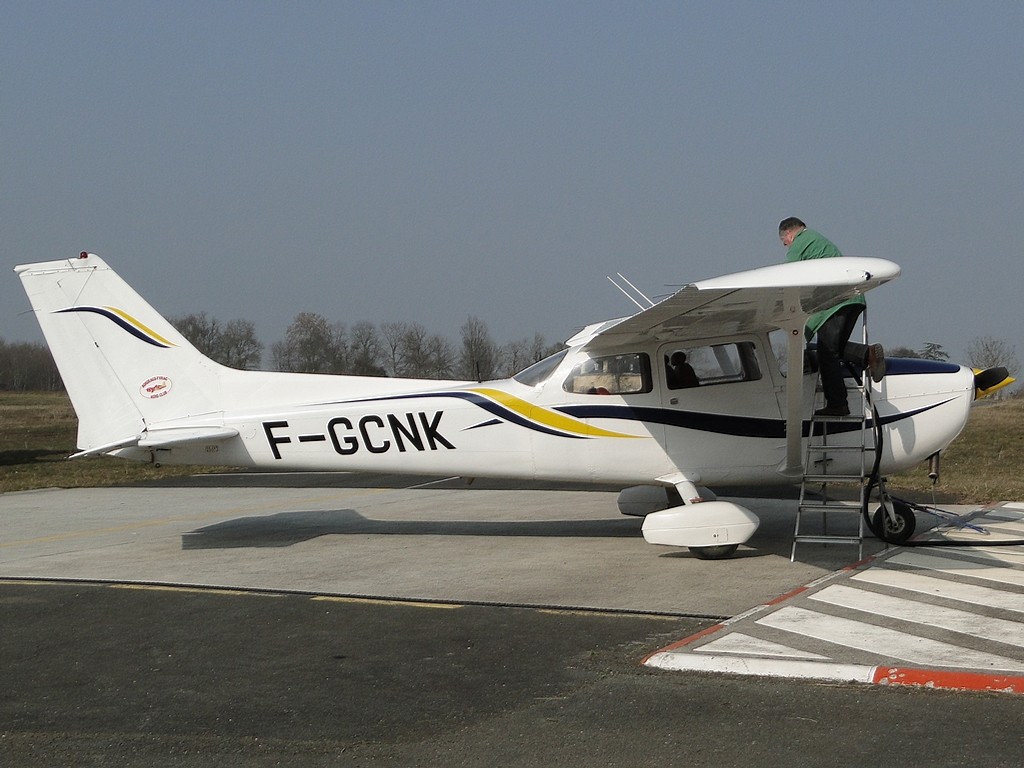 Cessna 172/150/152/182 etc.. Fgcnk_11