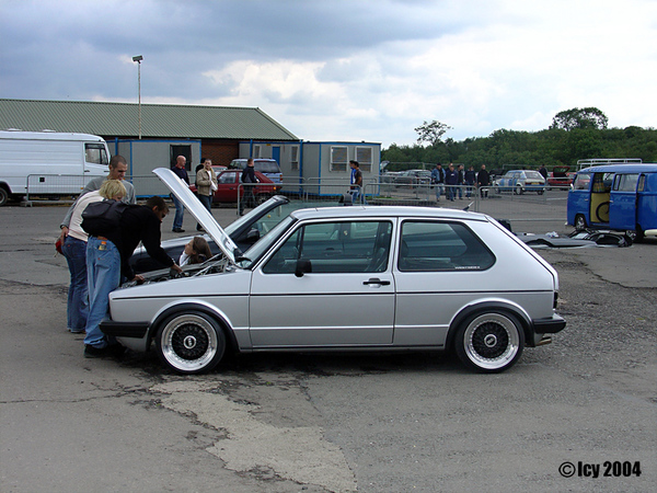 [ VW ] GOLF MK1 - Page 4 Silver10