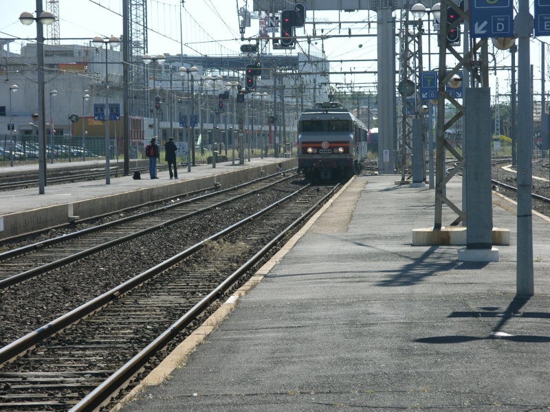 2009 - APCC 6570 - Train Spécial : La Belle CC6570 à 653 km de Bordeaux-Saint-Jean - Page 2 Dscn0010