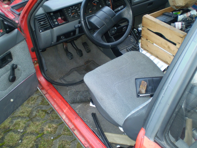 Renault 11 GTL rouge P1010010