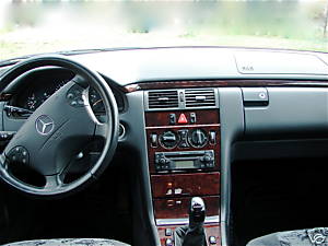 [Historique] Mercedes W210 1995-2003 6b53_310