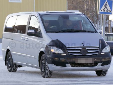 2010 - [Mercedes] Vito/Viano Restylés Merced30