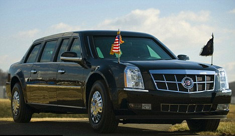 2009 - [Cadillac] One "Obamamobile" - Page 2 Phpthu21