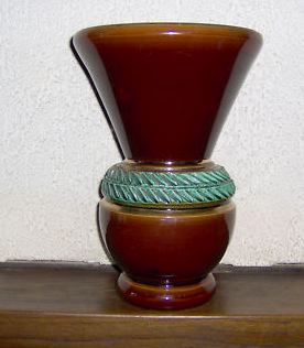 Vase en ceramique  à relief Schneider Paris Image244