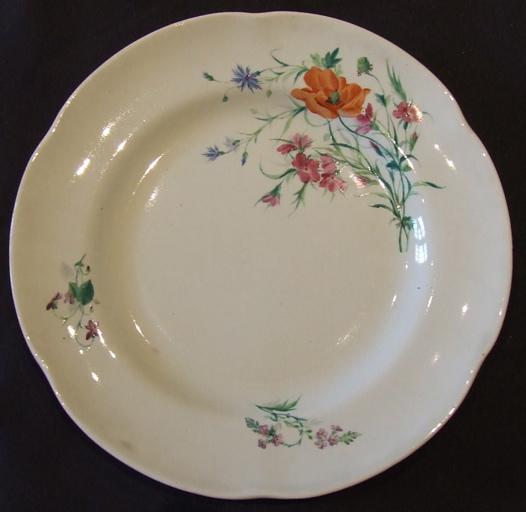 Assiette fleurie maybe Luneville M0805011