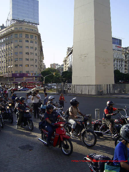 "Viajando" estubo en la marcha "Contra el Chaleco" en el Obelisco 20/01/08 (Imagenes) 01814