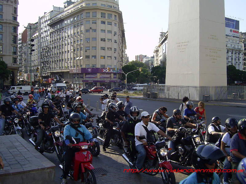 "Viajando" estubo en la marcha "Contra el Chaleco" en el Obelisco 20/01/08 (Imagenes) 01912