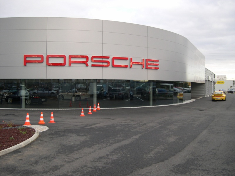 Centre Porsche de Dijon - Page 2 Dscn5115