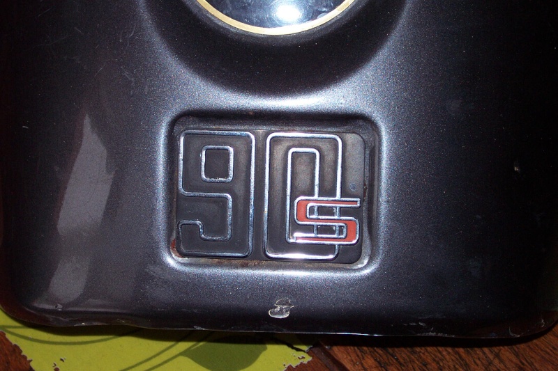 logo bmw 90s Dcp_6511