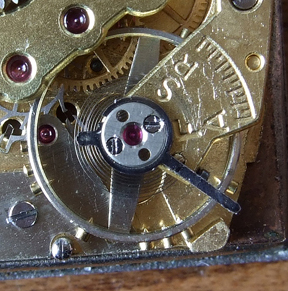 Comment reconnait-on une montre magnétisée ?  Balanc12