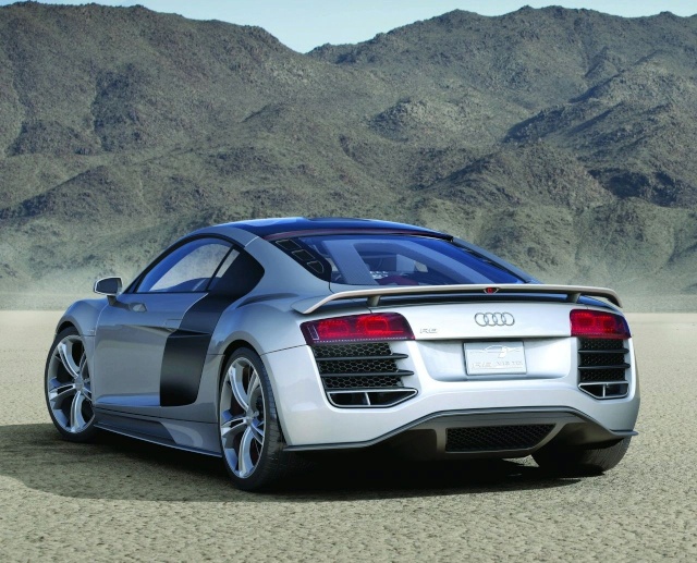 Audi R8 V12 TDI Production Model Development Halted 90801113