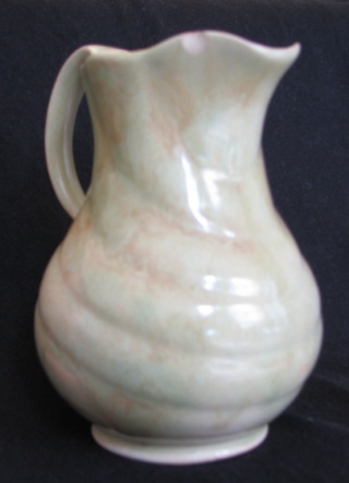 The amazing running glazed 51 jug/vase 054811