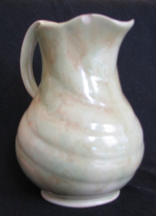 department - The amazing running glazed 51 jug/vase 054811