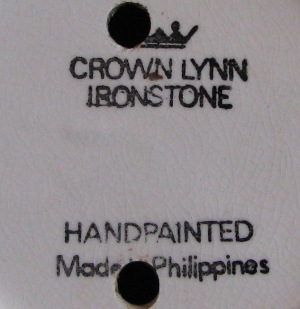 ironstone - I found a Crown Lynn Ironstone Handpainted Made In Philippines today!! Made_i13