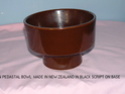 Crown Lynn 2061/JH9/8037 peanut bowl, 2079/JH17  for gallery? John_s62