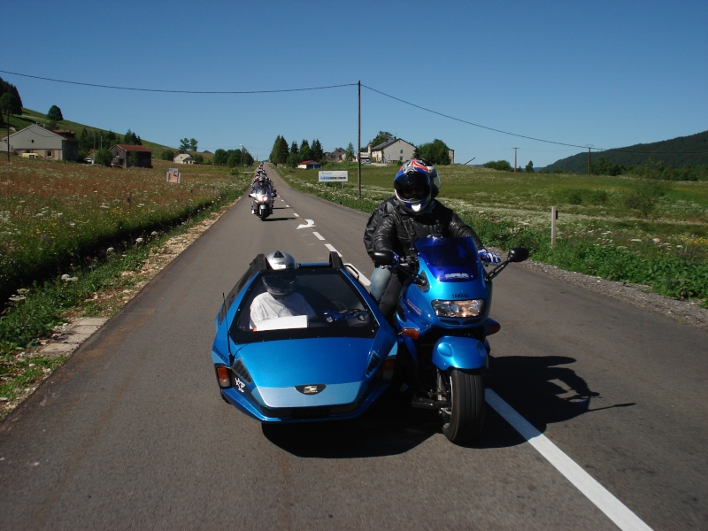L' Amicale Motos et Sides de Biblisheim en Week-end dans le Jura. Dsc03411