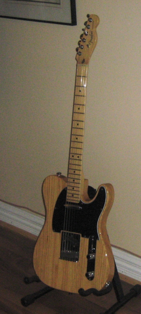 Besoin d'aide pour identifier une Telecaster !!!!! Tele10