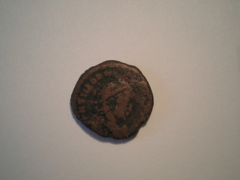 AE 4 de Teodosio. Moneda12