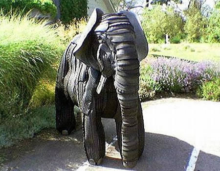 Sculptures Made Of Tires A409_t11