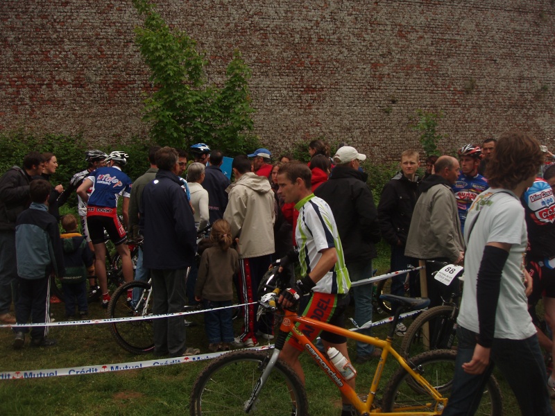 championnats de France VTT UFOLEP 16 et 17 mai 2009 Doullens (80) P1010021